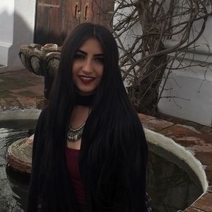 Meet your Posher, Madeline